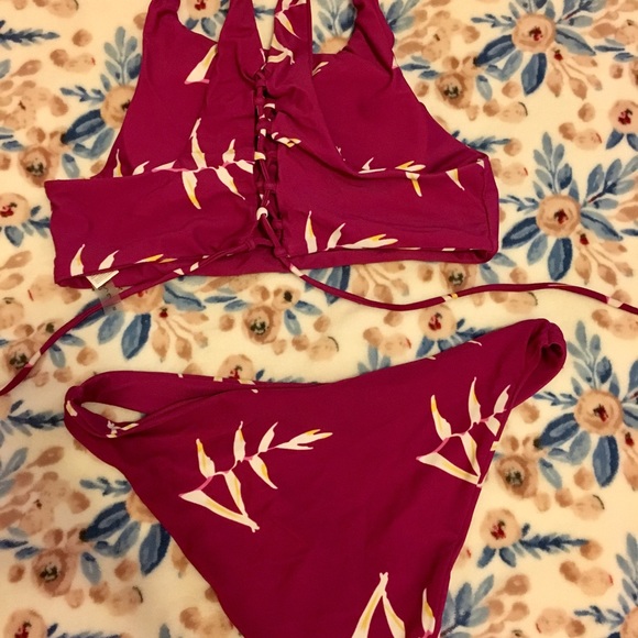 Wine colored printed Swimsuit - Picture 4 of 4
